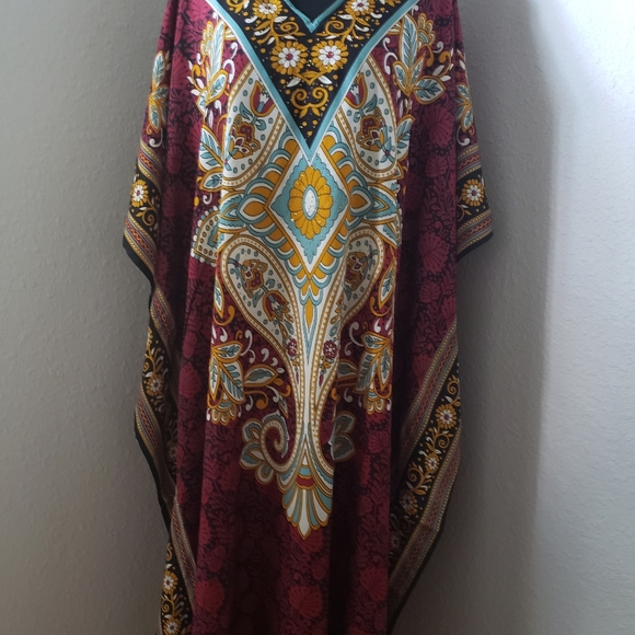 New Burgundy and Gold Kaftan Abaya Cover-up Dress - Picture 10 of 12